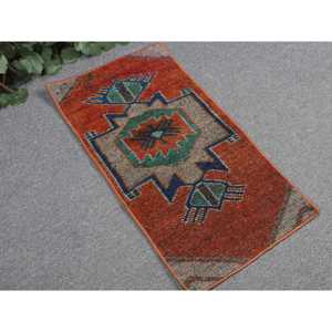 Tapis turc vintage, tapis de 1,2 x 2,4 pieds, petit tapis camouflage rouge - Product Image 1