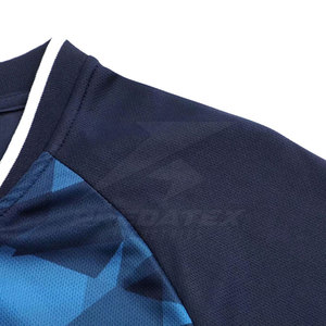 Uniforme de Fútbol Transpirable Ligero de Alta Calidad con Diseño Moderno, Logotipo Personalizado y Mangas Cortas - Product Image 4