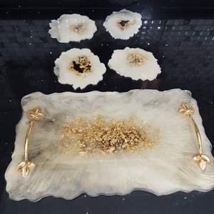 Plateau en résine époxy de luxe pour la décoration de la maison, stockage durable et réutilisable pour les boissons, les collations et la vaisselle dans le salon - Product Image 1