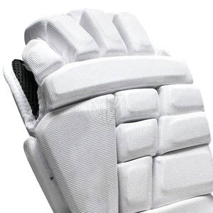 Gants de hockey sur glace de haute qualité avec logo personnalisé, fabriqués au Pakistan pour les joueurs de hockey sur gazon - Product Image 5