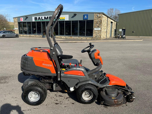 Tondeuse autoportée Husqvarna Rider R320X P524EFI AWD 94-112 cm 4x4 avec plateau avant et direction articulée, tracteur de jardin à vendre - Product Image 6