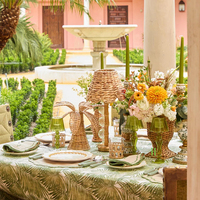Vente en gros de bougeoirs en rotin naturel Lanternes et pots à bougies Conceptions OEM Palmier personnalisé pour table à manger Salon