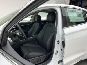Lettura del miglior preventivo per auto usata con titolo pulito 2026 Genes is G70 2.5T con Navigatore e Trazione Integrale - Product Image 3