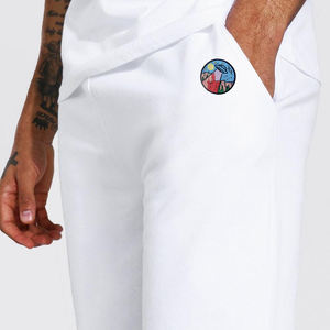 Conjunto de camiseta de verano para hombre de 100% algodón con bordado personalizado OEM, estilo informal transpirable en diferentes tamaños, logotipo totalmente personalizado - Product Image 4