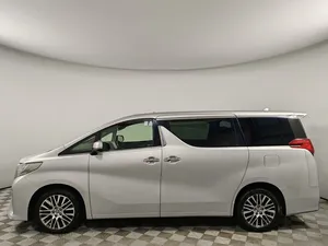 2016 T0Y0TAA AIPHER VAN Turbo Engine Auto matic Leather Seats <b>Panoramic</b> Sunroof Euro VI LED Lights - Product Image 5