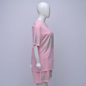 Ensemble T-shirt à manches courtes et short large taille haute pour femme, qualité supérieure, personnalisé, avec diamants cousus, coupe ample, vente en gros - Product Image 3