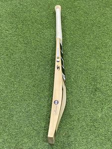 SS GLADIATOR ENGLISH WILLOW SHORT HANDEL BAT - Product Image 3