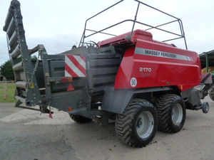 Nuevo Motor de Caja de Cambios para Mini Empacadora Massey Ferguson Usada, 36.8kw, Capacidad de 500kg para Empacar Heno, 3 Años de Garantía - Venta al por Mayor Económica - Product Image 3