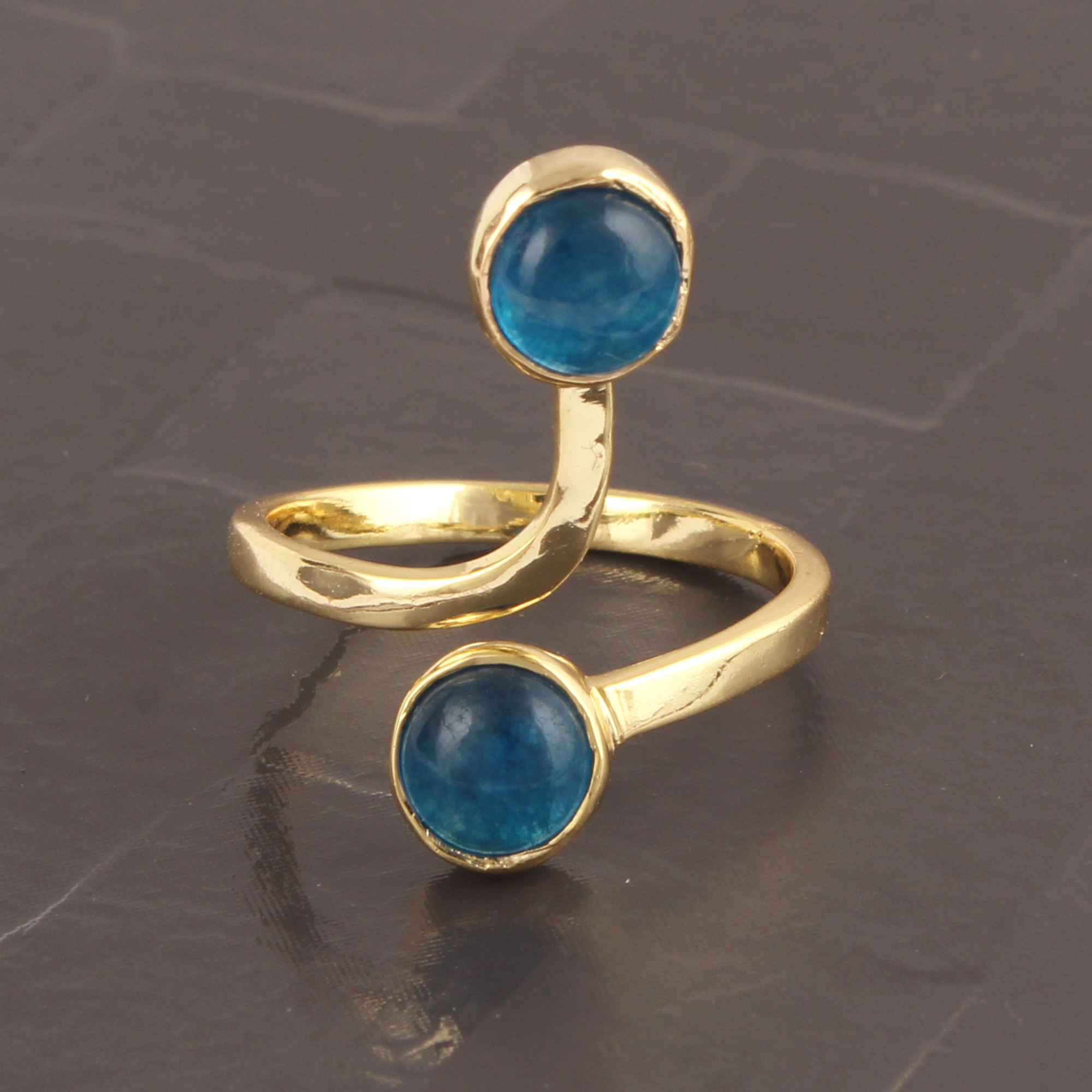 สีน้ำเงินเข้ม