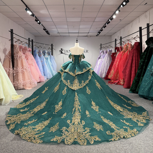 8536 Exquisitos vestidos de noche abullonados de color verde esmeralda con encaje dorado - Product Image 4