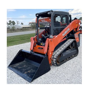 Chargeuse compacte Kubota d'occasion, charge nominale de 4 tonnes avec composants centraux, roulement de boîte de vitesses pour moteur et pompe - Product Image 2