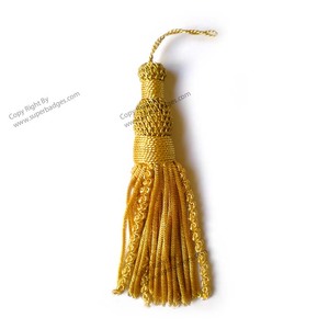 Cordons et pompons pour robes ecclésiastiques, cinctures et uniformes cérémoniels, sur mesure, à vendre - Product Image 6