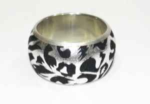 Artisanal Multi-Colour Enamel Printed Napkin <b>Rings</b> Handcrafted <b>Metal</b> Brass Wedding Table Decor <b>for</b> Parties Wholesale Giftware - Product Image 4