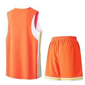 Ensemble de maillot de basket-ball personnalisé pour hommes, t-shirt à manches courtes en soie glacée d'été et short, fin, à séchage rapide, sans manches - Product Image 2