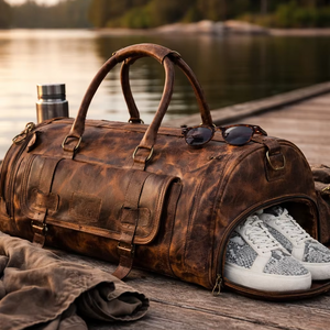 Sac de sport et de voyage en cuir véritable avec compartiment à chaussures |   Cuir vintage |   Fabricant OEM |   Divine International - Product Image 1