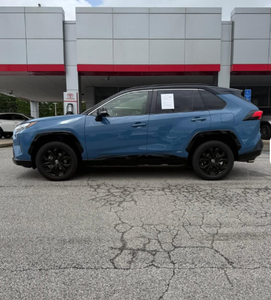 Toyota RAV4 XSE Hybride 2023 d'occasion en excellent état, conduite à gauche, norme Euro IV, disponible à la vente - Product Image 1