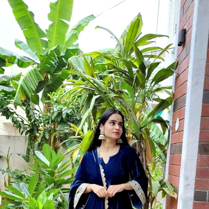 Recién llegado, Ropa Étnica, conjunto de traje de terciopelo puro de alta calidad, secuencia de terciopelo viscosa, cordón, Top DE TRABAJO Dori y pantalón con Dupatta - Product Image 1