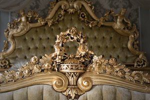 Cama King de caoba clásica de lujo, cabecero con mechones tallados a mano, diseño moderno de mediados de siglo, madera maciza, ecológica, duradera, Real - Product Image 3