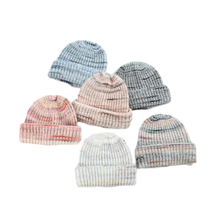 Bonnet de pêcheur décontracté pour hommes et femmes – Vente en gros, haute qualité, confortable, chaud, ajustable, couleur contrastante, personnalisable, pour l'extérieur - Product Image 1