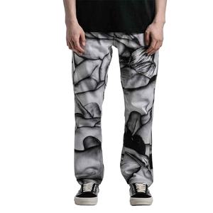 Descubra la moda personalizada con nuestro tinta ecológica y patrones estéticos modernos en pantalones vaqueros estampados. - Product Image 1