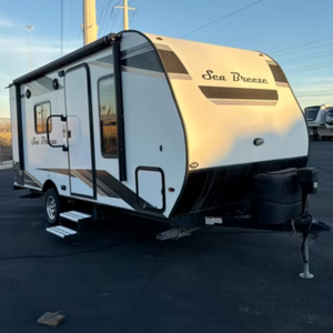 Venta al por Mayor de Autocaravanas Usadas 2021-2024, Pacific Coachworks Sea Breeze Mini 16RB de 20 pies, 3 Plazas, Remolques de Viaje, Listos para Enviar - Product Image 1