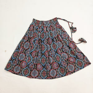 Conjunto Tradicional de Lehenga Choli Negro Ajrakh para Niños |   Vestido Largo de Poliéster de Secado Rápido para Niñas, Ideal para Bodas y Fiestas de Diwali - Product Image 4