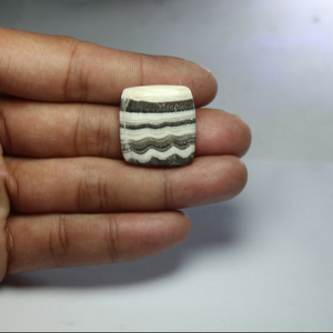 100% cristal de pierre précieuse de Howlite de forme ovale naturelle beaux cabochons de Howlite pour la fabrication de bijoux utilisation au prix de gros OEM en vrac - Product Image 1