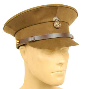 Gorra clásica con visera estructurada y firme, ideal para uniformes, desfiles, disfraces y actuaciones ceremoniales. - Product Image 2