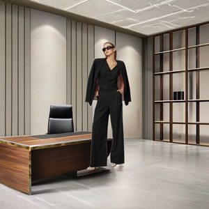 Trajes para mujer - Product Image 1