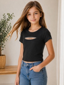 Camiseta Corta sin Cuello de Algodón y Fibra de Bambú con Diseño Acordonado para Mujer, Corte Ajustado, Manga Corta, Estilo Casual para Primavera/Verano - Product Image 2