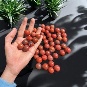 Nueva llegada de alta calidad Natural jaspe rojo Mini esfera bola de cristal estilo Feng Shui Esferas de sueño talladas para la decoración del hogar del coche - Product Image 6