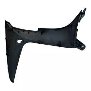 Panel Original Yamaha B7M2835U00P1 TMAX 560 1, Hecho de Plástico, Fibra de Carbono y Material ABS - Product Image 2