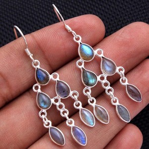 Boucles d'oreilles pendantes en pierre labradorite naturelle magnifiquement travaillée, en laiton, 10 mm, prix de gros - Product Image 4