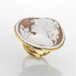 CAMEO RING IN SARDONYX MM 35/40 HAND-ENGRAVED AND HAND-ASSEMBLED IN 925 SILVER PLATED WITH 24KT GOLD ADJUSTABLE SETTING