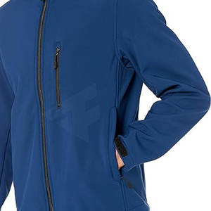 Chaqueta Softshell de hombre de diseño personalizado de alta calidad OEM estilo de invierno con capucha y logotipo - Product Image 4