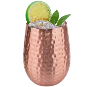 Conception martelée cuivre menthe Julep tasse en céramique polie pour boire élégant et avantages pour la santé ayurvédique - Product Image 1