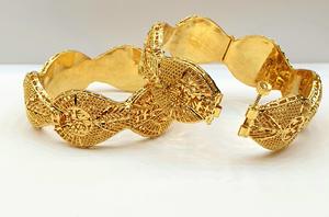 Wholesale 24K Gold Plated <b>Stainless</b> <b>Steel</b> Bracelets Stylish High Quality Fashion <b>Bangles</b> 24K Gold Plated Jewelry - Product Image 4