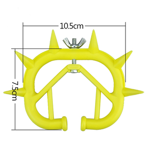 อุปกรณ์ป้องกันการดูดนมสำหรับสัตว์  เครื่องมือวินิจฉัยโรคสัตว์  อุปกรณ์สัตวแพทย์  สำหรับการเลี้ยงปศุสัตว์  แหวนจมูกพลาสติก  ตัวช่วยหย่านมลูกวัวแบบมีหนาม - Product Image 1