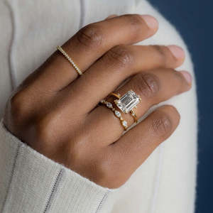 Anillo de Plata 925 con Moissanita Corte Esmeralda Vintage, Elegante Regalo para Mujer - Product Image 5