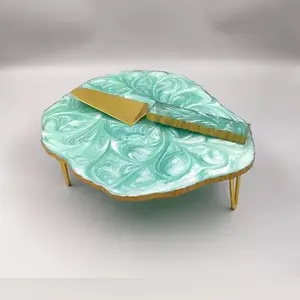 Grosir Resin desain Lava Cake Stand untuk pernikahan & pesta ukuran kustom Resin Cake Stand Holder dengan harga murah
