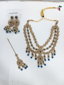 Ensemble de colliers d'ombres en plaqué or gracieux Bijoux de mariée sophistiqués pour les mariages, les réceptions et les cérémonies traditionnelles - Product Image 4