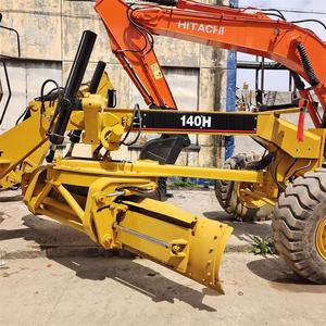 Motoniveladora CAT 140H CE de Alta Eficiencia, 160 kW, 18000 kg, Motor con Caja de Cambios, Diámetro de Trabajo de 29.4 m, Cilindros Hidráulicos TOSHIBA, Bomba Kawasaki - Product Image 2