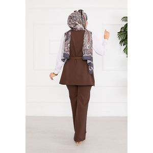 Conjunto Formal de Dos Piezas para Mujer de Oficina, Chaleco con Cinturón y Hijab de Tela de Punto, para el Trabajo - Product Image 4