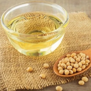 Huile de soja raffinée de haute qualité pour la cuisson de la friture et les recettes végétaliennes Huile de soja pure - Product Image 1