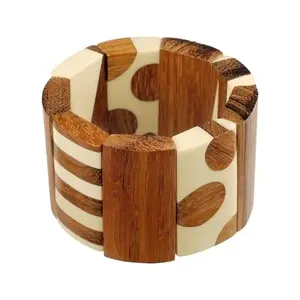 Brazalete de moda de madera y resina de diseño moderno para mujeres y niñas Múltiples colores Venta caliente - Product Image 1