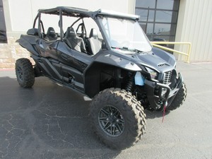 รถอเนกประสงค์สำหรับทุกพื้นที่ TERYX KRX41000 BLACKOUT EDITION สำหรับผู้ใหญ่ ขับเคลื่อน 4 ล้อ 4 จังหวะ ทนทาน เป็นมิตรกับสิ่งแวดล้อม ใช้ได้หลากหลาย เหมาะสำหรับการส่งออก - Product Image 1