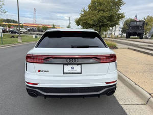 Audi RS Q8 2021 en parfait état - Product Image 5