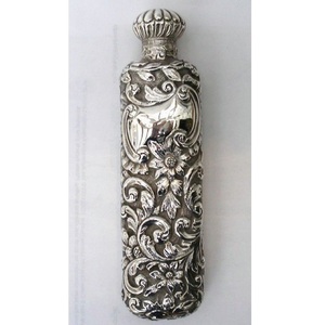 Botella de Agua de Cobre Hecha a Mano con Diseño Único y Elegante, Botella de Agua de Cobre de Alta Calidad para Uso en el Hogar y Viajes - Product Image 2