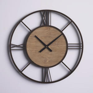 Nouveauté Horloge murale analogique en métal et en bois pour le salon et la décoration intérieure avec couleur et taille personnalisées - Product Image 3