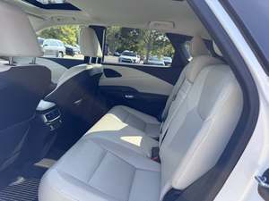 Lexus RX 350 Premium AWD 2023 neuf/d'occasion, blanc nacré, SUV/crossover, boîte automatique 8 vitesses, 275 ch, 2.4L I4 - Product Image 6